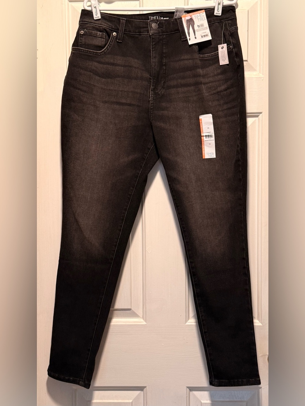 Time and Tru Women's Skinny Jeans in Black Wash